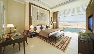 al raha beach hotel