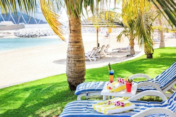 al raha beach hotel
