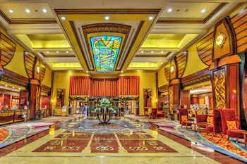 al raha beach hotel
