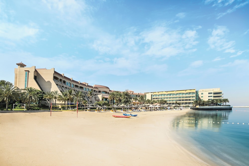 al raha beach hotel