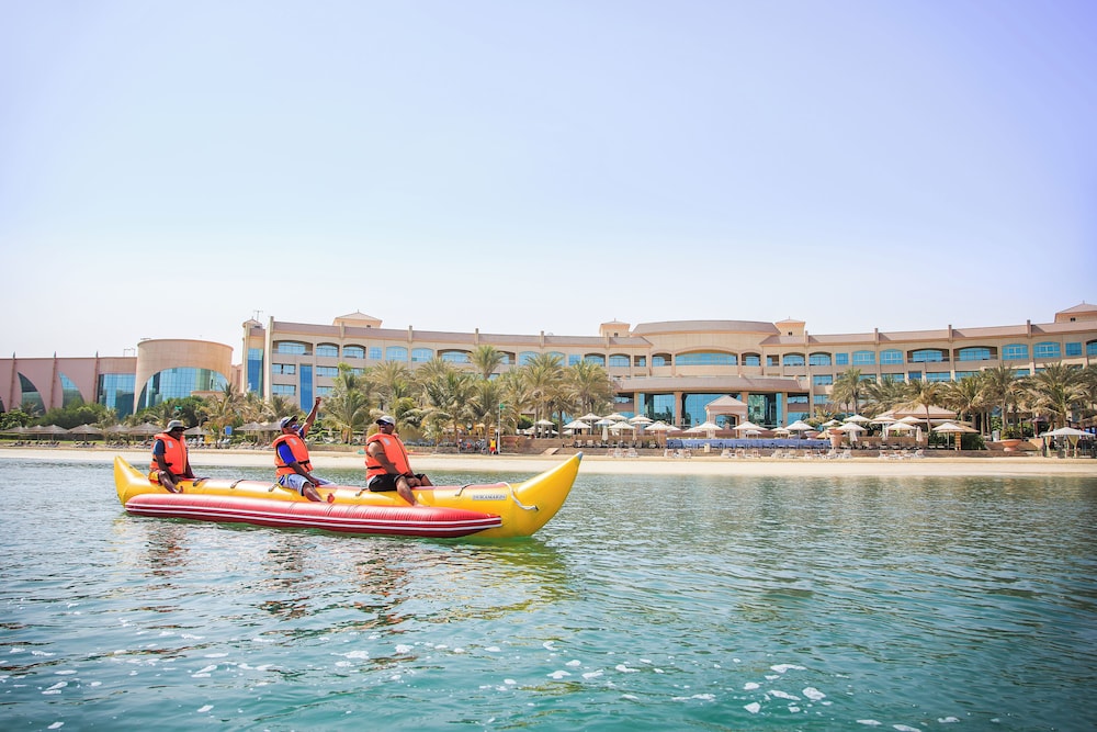 al raha beach hotel