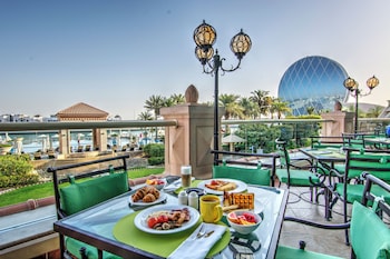 al raha beach hotel