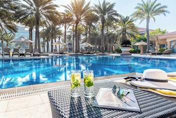 al raha beach hotel