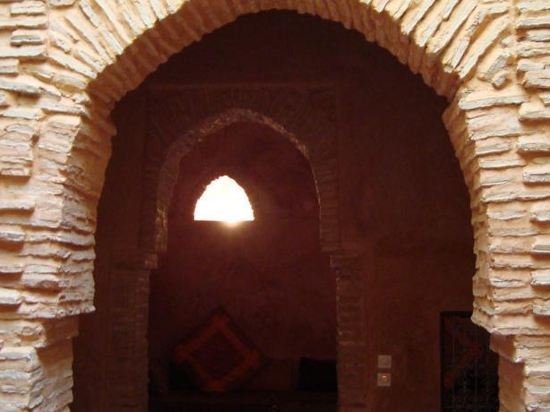 Riad Felloussia,Meknes>>Fes,3 star