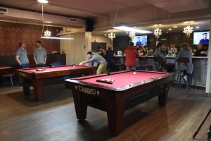 canmore hotel hostel