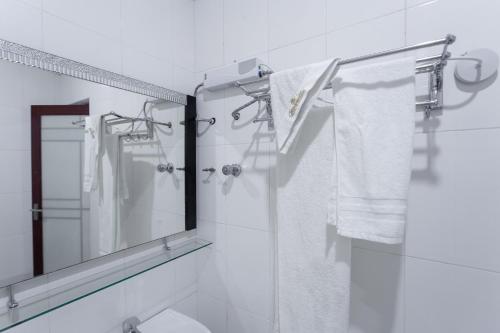 Royal Elmount Hotel,Cape Coast>>Biriwa,3.5 star
