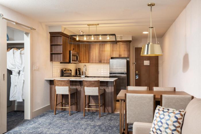 pomeroy hotel fort mcmurray