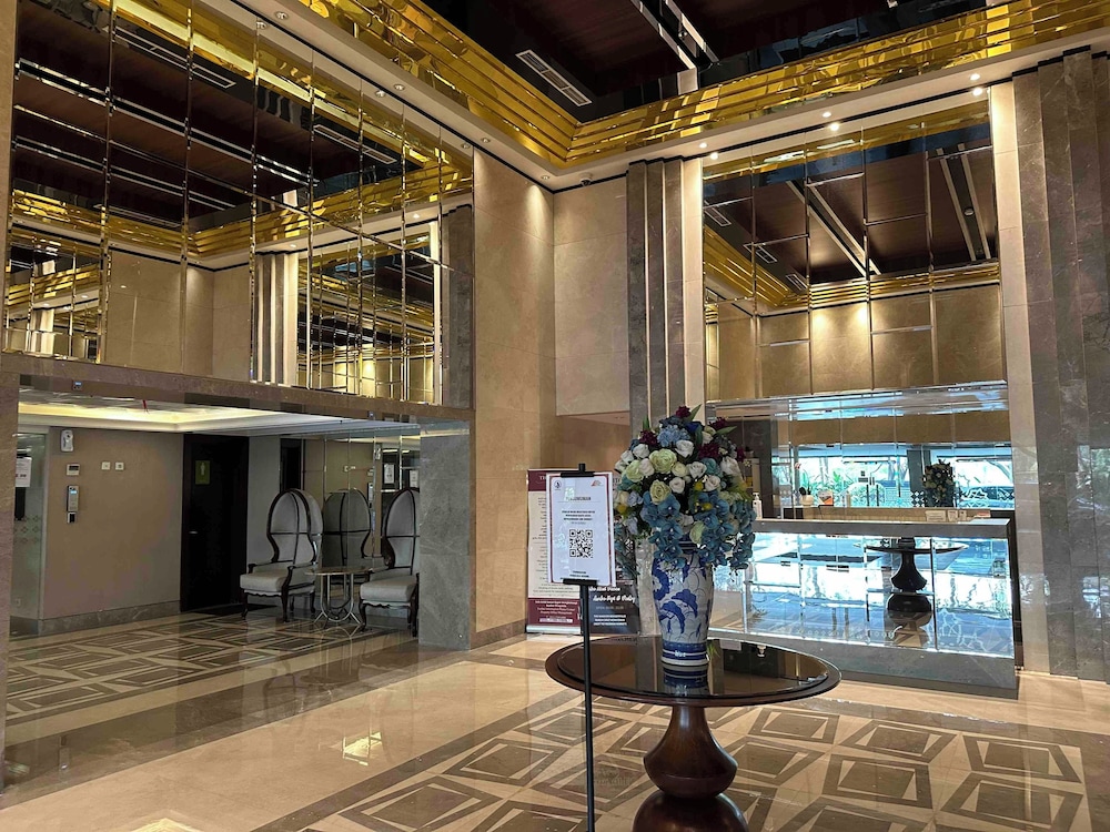 the mansion at dukuh golf kemayoran apartment