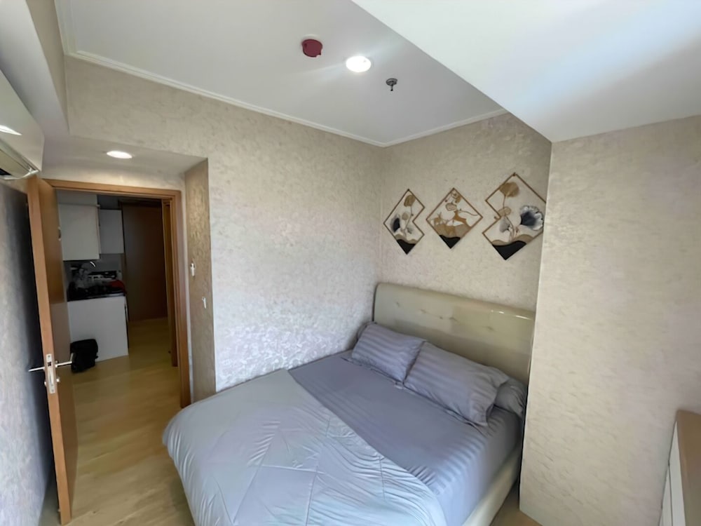 the mansion at dukuh golf kemayoran apartment