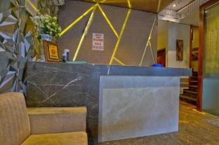 hotel meriton