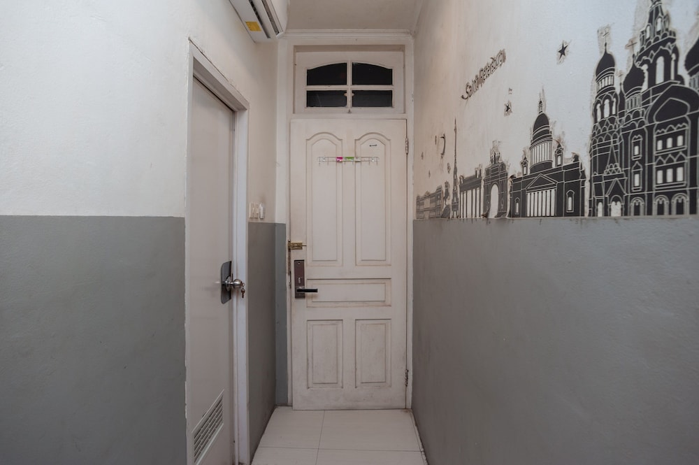 reddoorz plus kemayoran