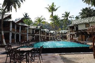 sandyy wavess beach resort