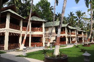 sandyy wavess beach resort