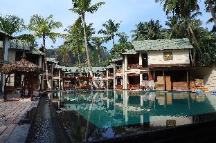 sandyy wavess beach resort