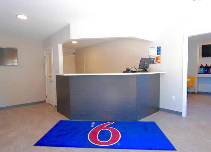motel 6 saanichton bc victoria airport