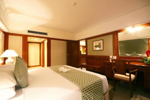 bangkok palace hotel