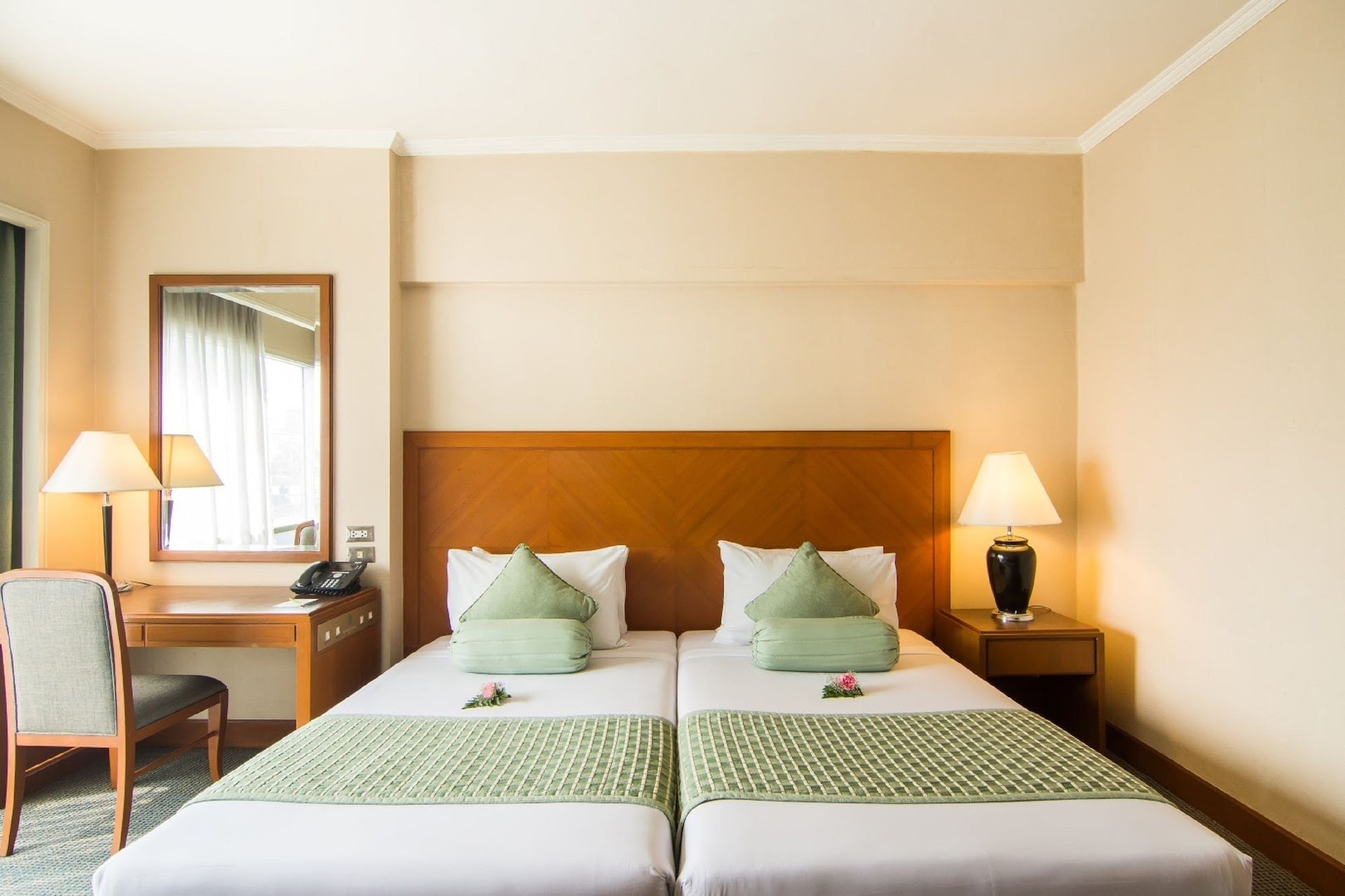 bangkok palace hotel