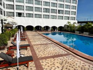 bangkok palace hotel