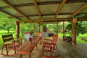 finca amistad cacao lodge