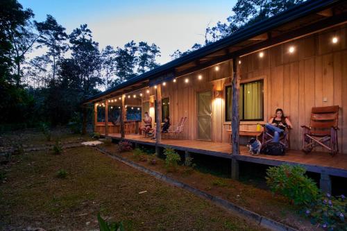 finca amistad cacao lodge