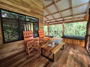 finca amistad cacao lodge