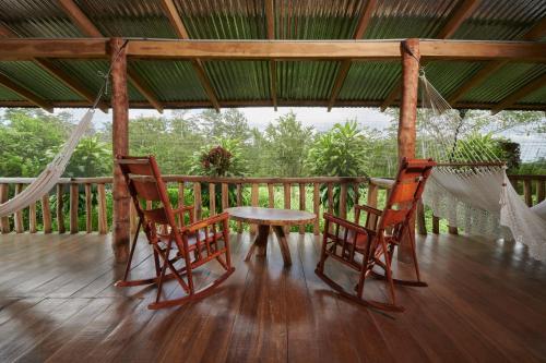 finca amistad cacao lodge