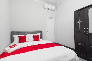 reddoorz near batik tulis celaket 2