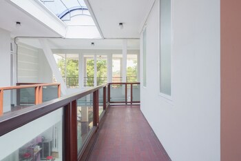 reddoorz near batik tulis celaket 2