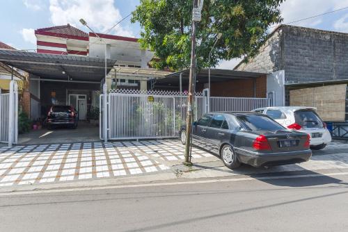 reddoorz near batik tulis celaket 2