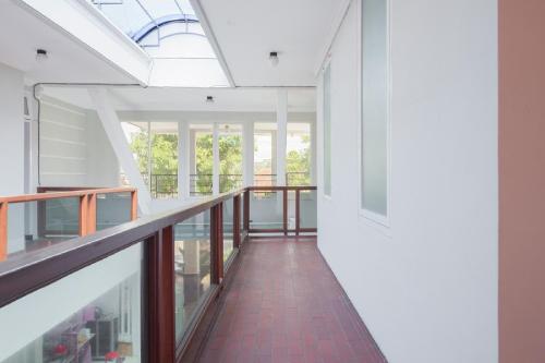 reddoorz near batik tulis celaket 2