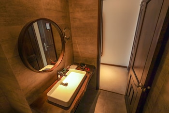 cochin zen hotel