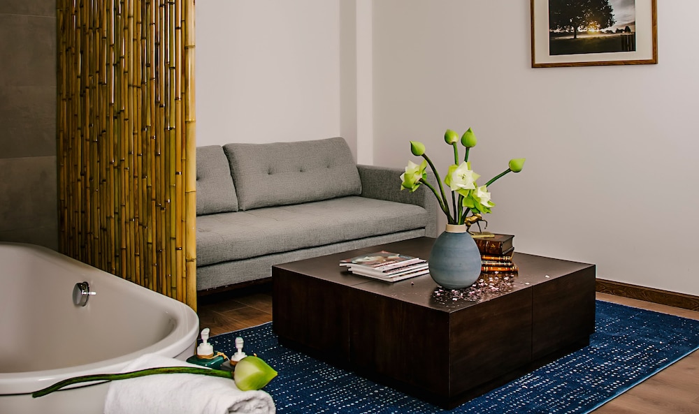 cochin zen hotel