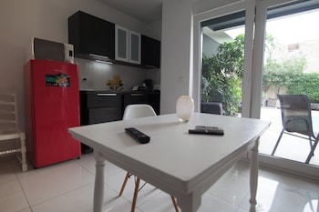 basic mansion mandalina