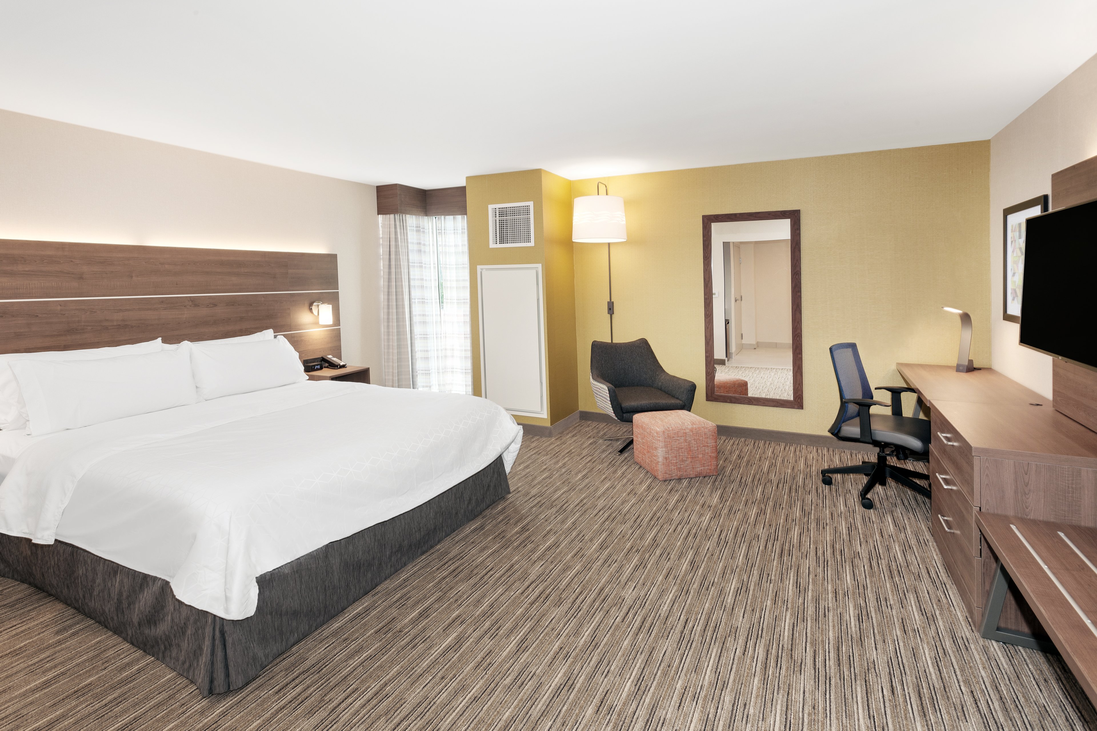 holiday inn express and suites ottawa downtown east
