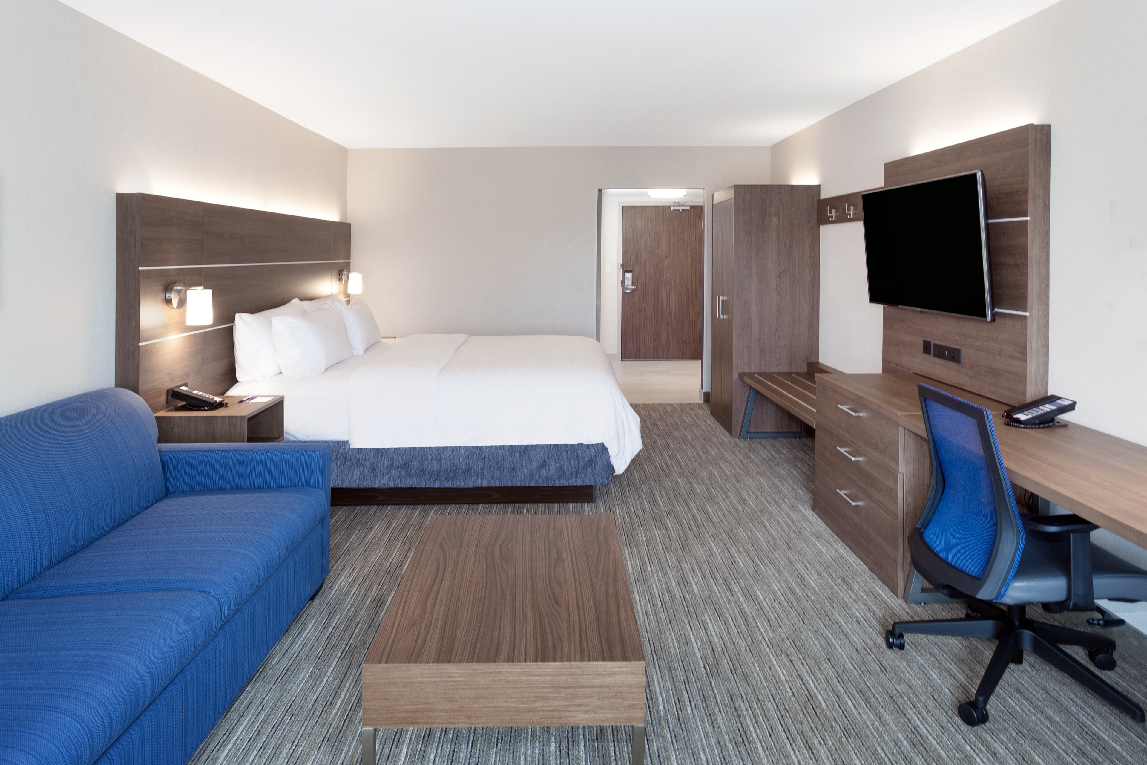 holiday inn express and suites ottawa downtown east