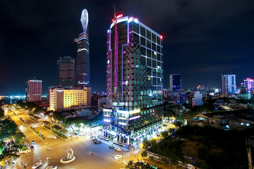 oscar saigon hotel