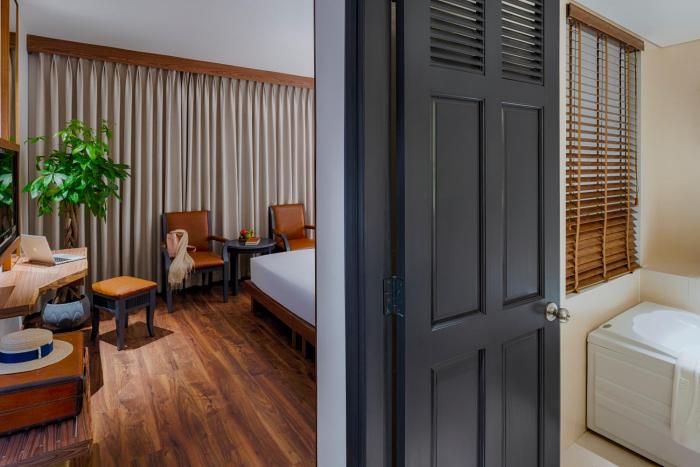 silverland min hotel