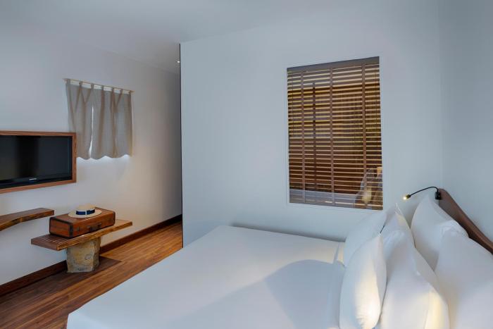 silverland min hotel