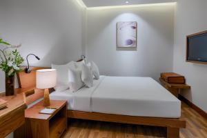 silverland min hotel