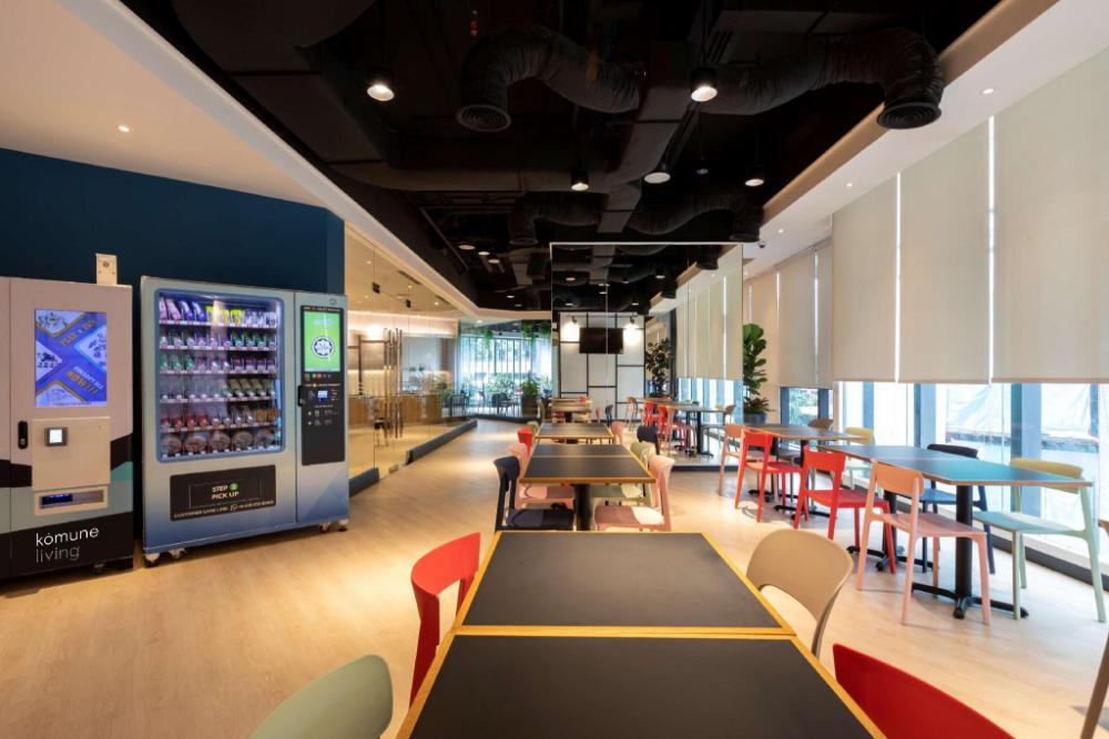 komune living