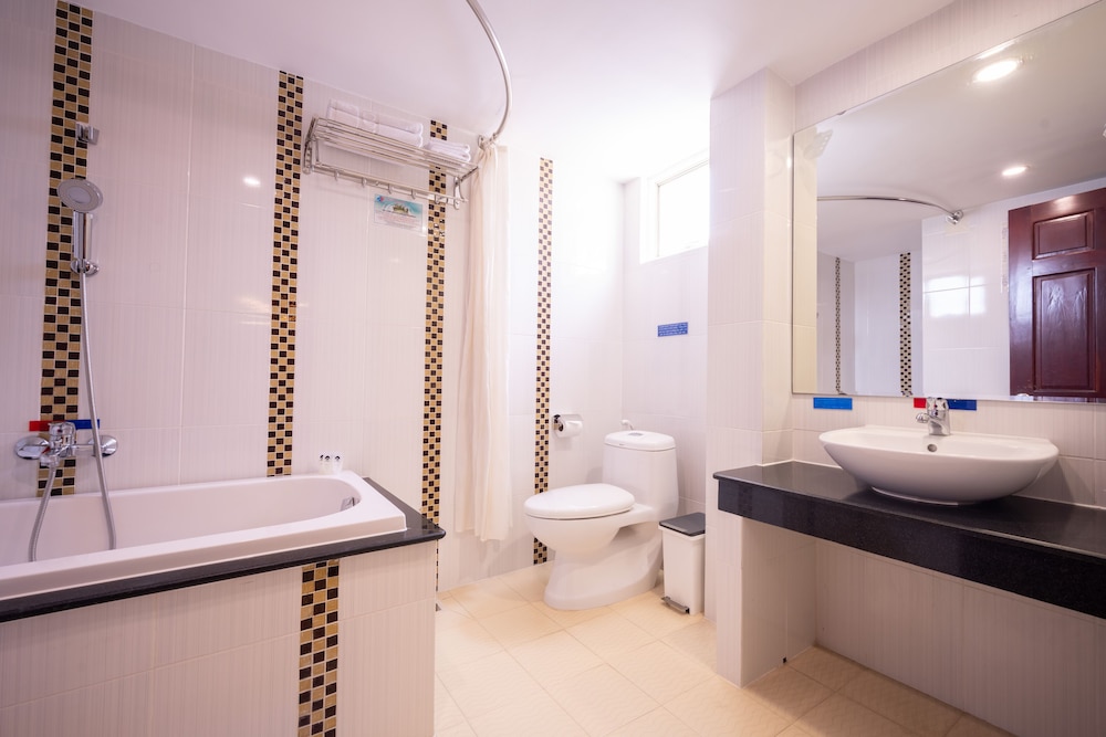 duc vuong saigon hotel bui vien