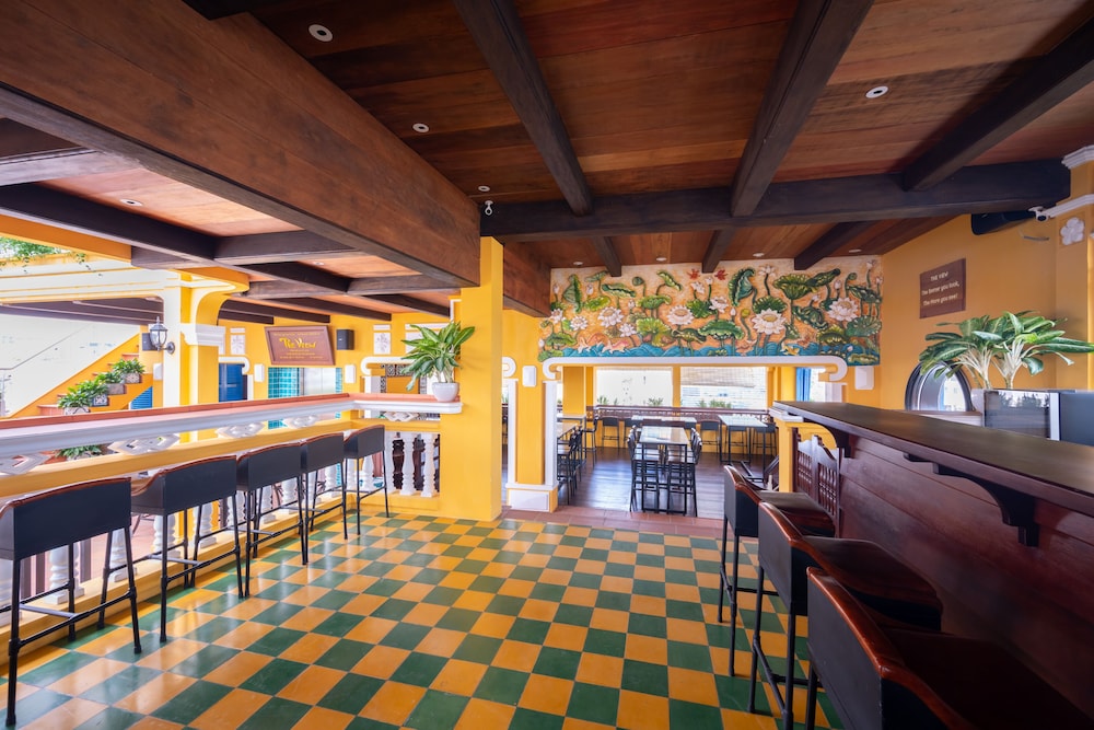 duc vuong saigon hotel bui vien