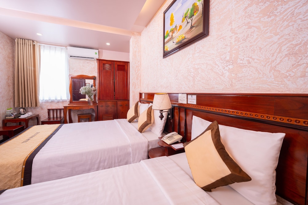 duc vuong saigon hotel bui vien