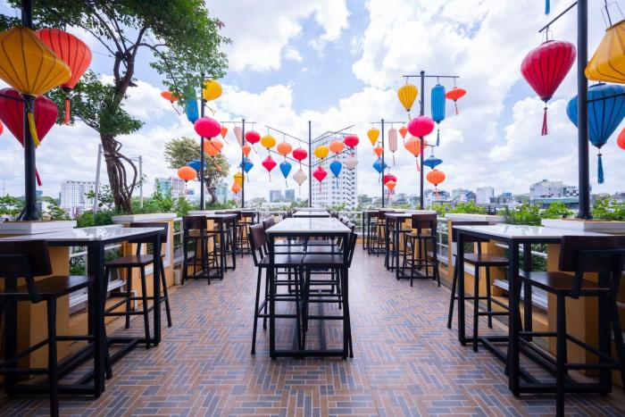 duc vuong saigon hotel bui vien