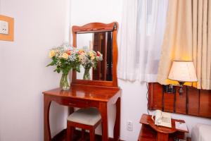 duc vuong saigon hotel bui vien