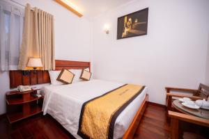 duc vuong saigon hotel bui vien