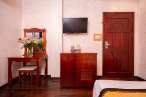 duc vuong saigon hotel bui vien