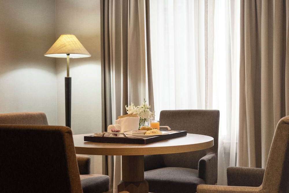 avani ratchada bangkok hotel