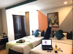 sunrise central hotel