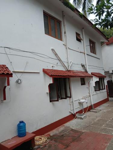 oceanic pearl beach guest house